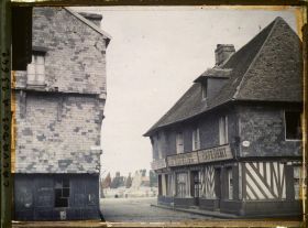 Image représentant La place Arthur Boudin