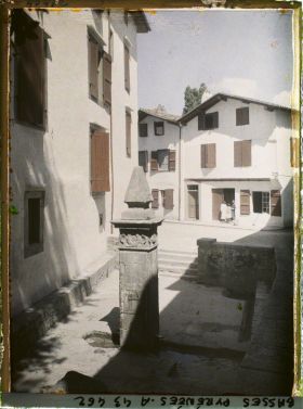 Image représentant France, Ciboure, Vieille fontaine