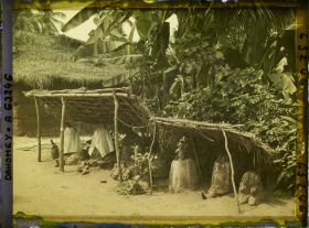 Image représentant Fétiches de la variole Djéholou