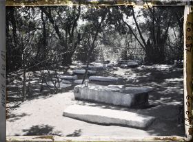 Image représentant La tombe du Rabb Ankaoua dans le cimetière israélite