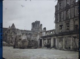 Image représentant France, Reims, Place du marché