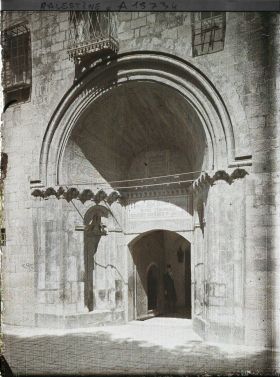 Image représentant Entrée de la cathédrale Saint Jacques