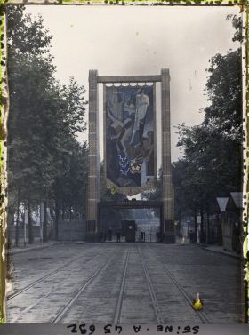 Image représentant L'Exposition des arts décoratifs, la Porte d'Orsay