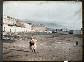 Image représentant La place Bou Jloud