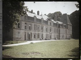 Image représentant Le château de Vauxbuin utilisé comme hôpital pendant la guerre