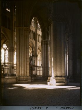 Image représentant Intérieur de la cathédrale