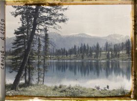 Image représentant Canada, Jasper-Parc, Le Lac et montagnes vers NE