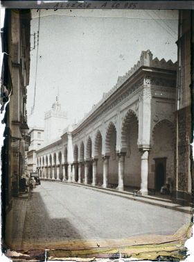 Image représentant La rue de la Marine et la Grande Mosquée