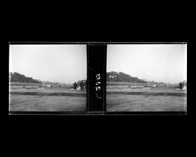 Image représentant Jingshan dongdajie ("avenue à l'Est de la Montagne de la Contemplation")