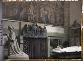 Image représentant L'Exposition des arts décoratifs, Pavillon de la Grande-Bretagne, salle de l'art religieux, peinture de A.-K. Lawrence, sculptures de H. Wilson