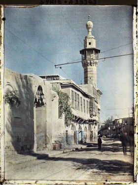 Image représentant La mosquée et madrasa Sabuniyya sur l'avenue du Midan