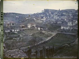 Image représentant Grèce, Salonique, Vue prise derrière les remparts