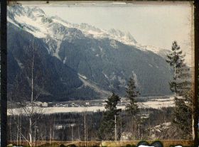 Image représentant Praz, Vallée de Chamonix, Vue Générale du Village des Praz et Chaîne des Aiges Rouge