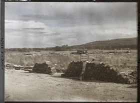 Image représentant France, Sancy, Dépôt d'Obus et Affiche