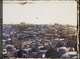 Image représentant Panorama pris depuis l'un des minarets de Süleymaniye Camii ("Mosquée du Sultan-Soliman-le-Magnifique") vers l'est