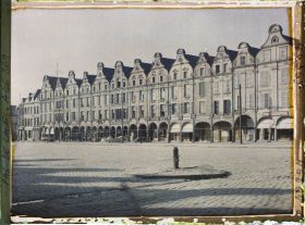 Image représentant France, Arras, Petite place, partie Est