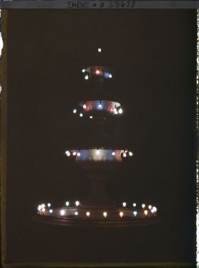 Image représentant Fontaine illuminée