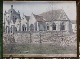 Image représentant L'église en ruines