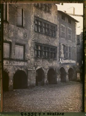 Image représentant La maison Armand sur la place Notre-Dame