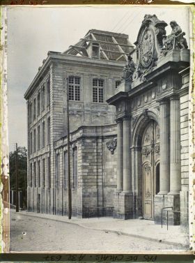 Image représentant France, Arras, Evêché en reconstruction