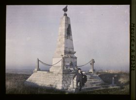 Image représentant Meuse, Les Eparges, La Crête des Eparges. La Monument du point X