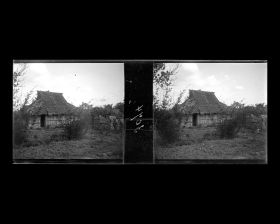 Image représentant Une maison dans un village, probablement sur la route du jardin botanique