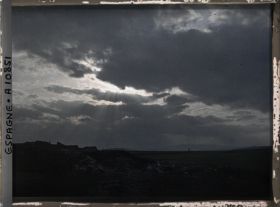 Image représentant Espagne, Astorga, Un Ciel chargé avec rais de Soleil
