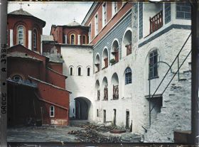 Image représentant Mont-Athos, Vatopediou, Un coin du Monastère