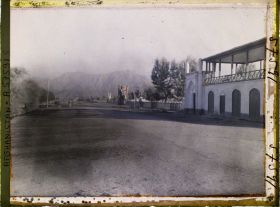 Image représentant Route de Djalàlàbàd (à l'est de Kaboul)