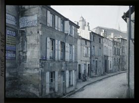 Image représentant Vue sur la Ville haute et le beffroi du château