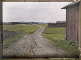 Image représentant Route et habitations