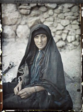 Image représentant Femme d'As-Salt tatouée à l'indigo