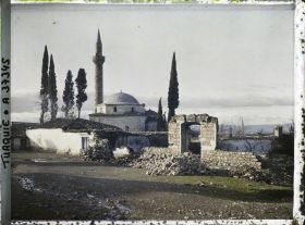 Image représentant Ruines et mosquée d'Ibrahim Celebi