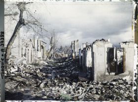 Image représentant Rue en ruines. (Rue Gabac)