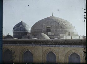 Image représentant Dômes de la mosquée du Cheikh Abdel-Kader el-Gaïlani (XVIIe siècle)