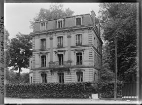 Image représentant Façade du cercle Autour du Monde