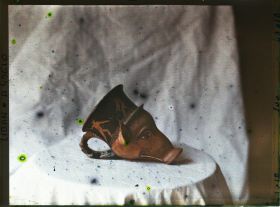 Image représentant Rhyton en forme de tête de porc vu de profil