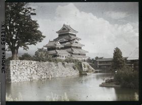 Image représentant Le château médiéval, vu du nord-ouest