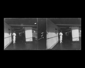 Image représentant Officier et passagers des 1eres classes