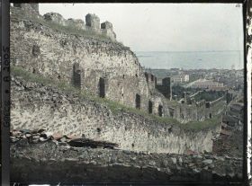 Image représentant Vieilles murailles de Thessalonique du côté de la citadelle