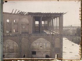 Image représentant Terrasse couverte d'un bâtiment du grand bazar