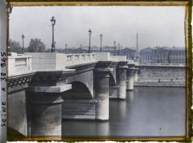 Image représentant Le pont et la place de la Concorde