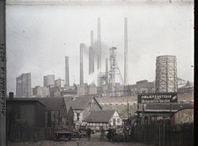 Image représentant Prusse, Essen, Usine de Charbon et Cokerie en activité
