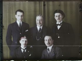Image représentant Délégation des étudiants ayant participé au centenaire de Pasteur à Paris