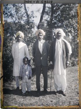 Image représentant Hommes et garçonnet du Punjab