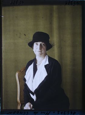 Image représentant La baronne Bertha von Schoën