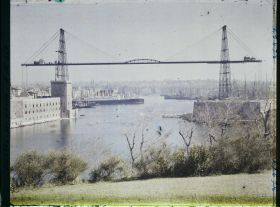 Image représentant Le pont transbordeur à l'entrée du vieux port