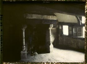 Image représentant Intérieur du manoir de la Salamandre