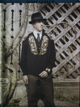 Image représentant Landsgemeinde du demi-canton d'Obwald au château de Landenberg