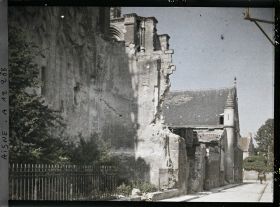 Image représentant Façade nord de la cathédrale touchée par les bombardements